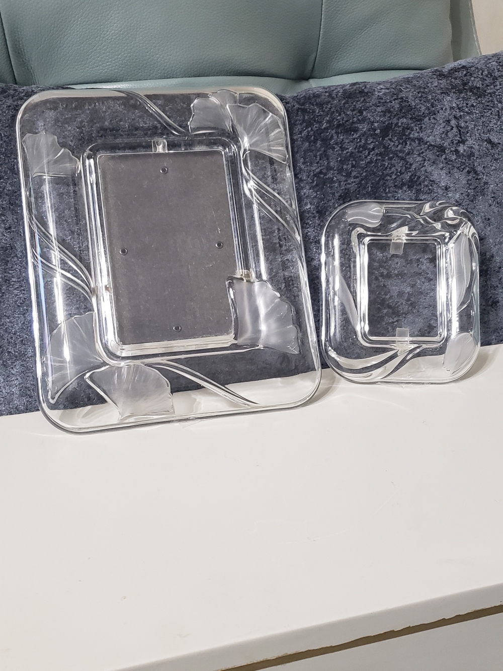 Mikasa Clear Floral-Accent Picture Frames Set
